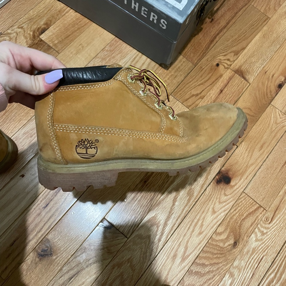 women’s timberland low boot